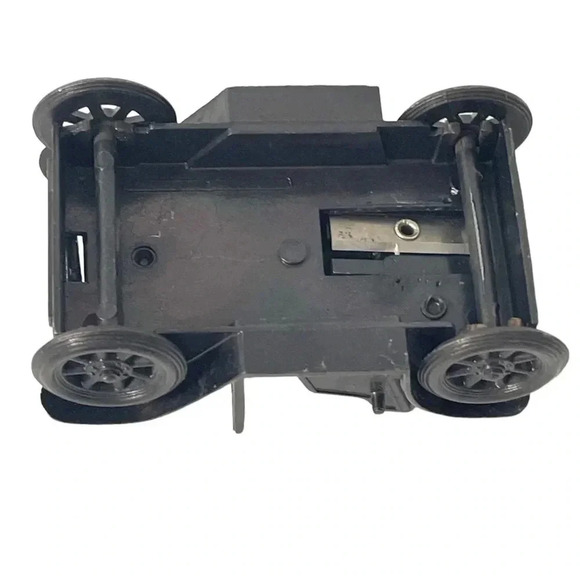 Vintage 1917 Model T Antique Car Die Cast Metal Pencil Sharpener - Picture 4 of 4